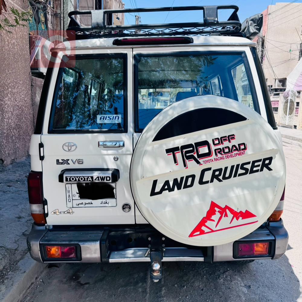 Toyota Land Cruiser 70